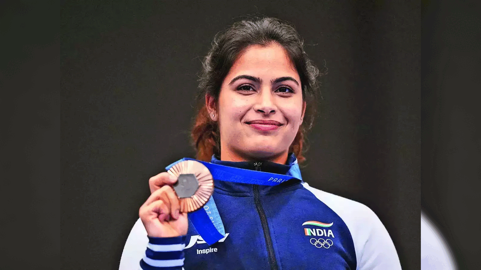 Hima Das with Olympic medal